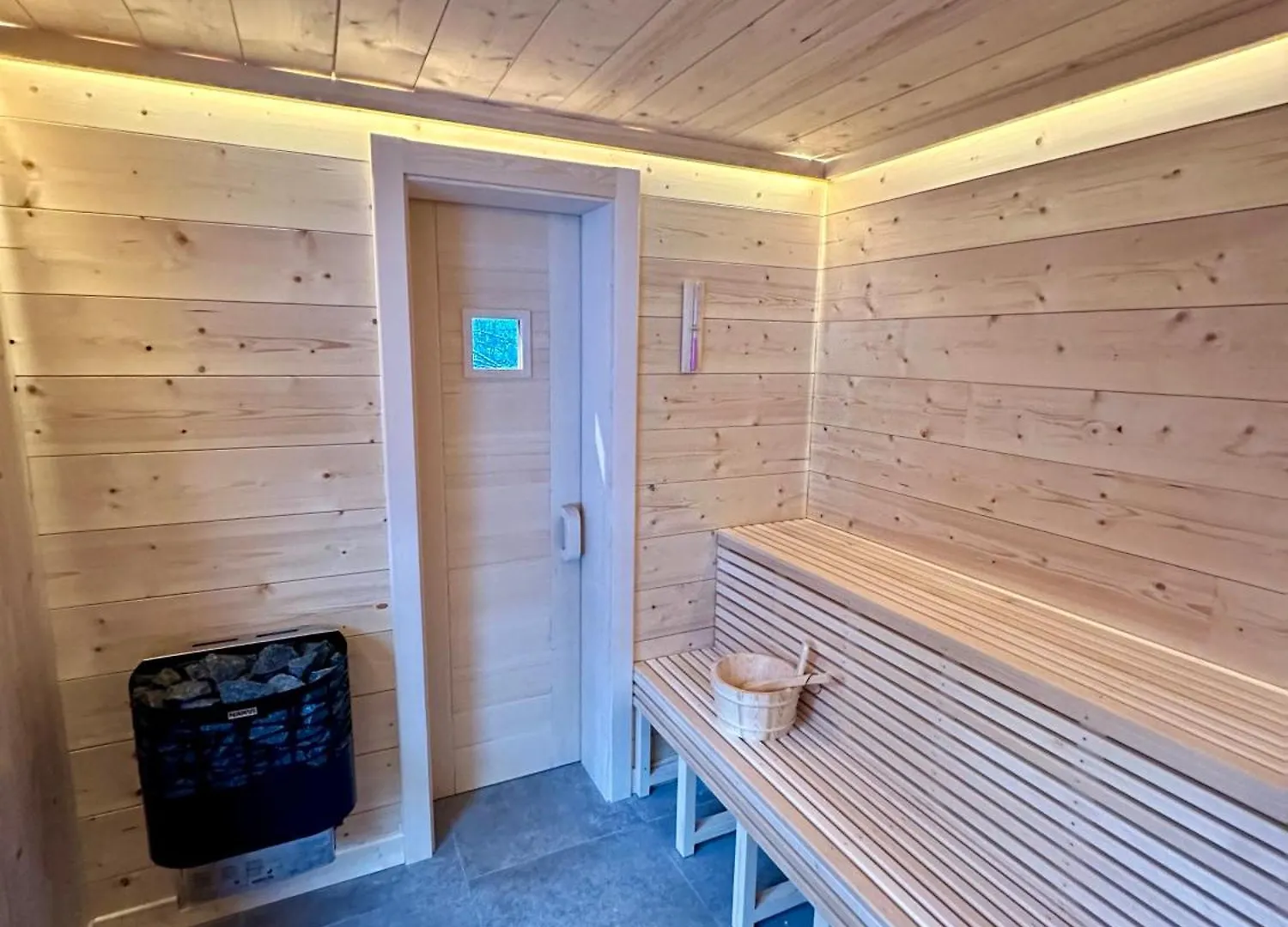 Chalet Jean Morzine 0*,
