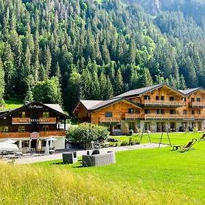3* Hotel Hameau Des Prodains -